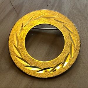 Vintage Round Gold Tone Cutout Brooch